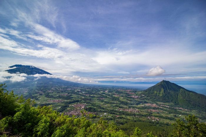 Kebakaran Gunung Telomoyo Padam, Polisi Pastikan Desa Sekitar