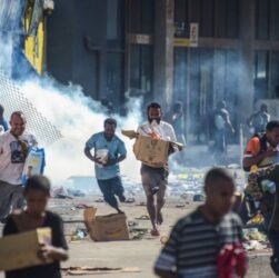 Ngeri baku tembak hingga jatuh puluhan korban jiwa di papua nugini