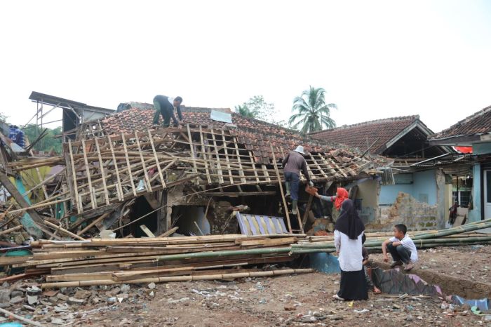 Saifullah Yusuf lanjutkan kerja sosial dongkrak kesejahteraan rakyat