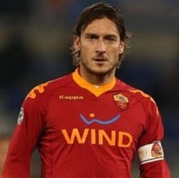 BAZOKABET - Totti pertimbangkan comeback dari masa pensiun