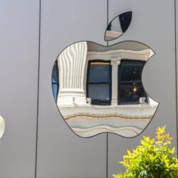 Apple umumkan pergantian cfo sudah 10 tahun menjabat