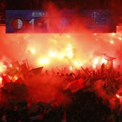 CHUTOGEL - Keterlibatan fanbase Feyenoord di laga ini