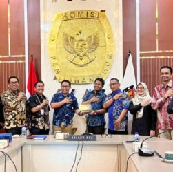 100 anggota dprd banten 2024 2029 resmi dilantik hari ini