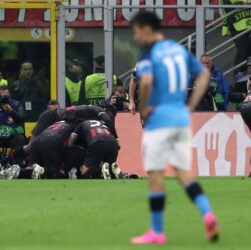 PADANG MEDIA - Hasil Milan Vs Napoli: Gol Morata Dianulir, Rossoneri Tumbang 0-2