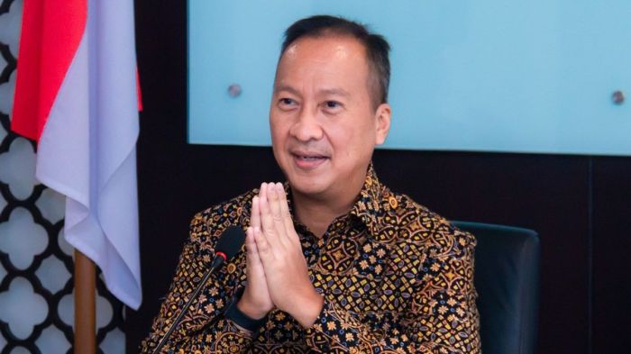 Profil Agus Gumiwang Kartasasmita: Menteri Perindustrian