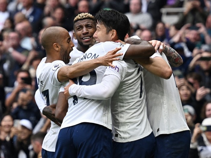 CHUTOGEL - Tottenham Vs AZ: The Lilywhites Menang 1-0