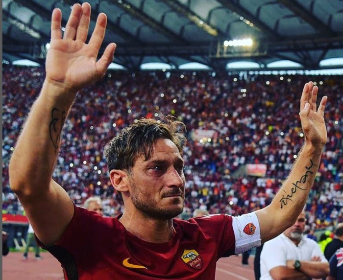 BAZOKABET - Francesco Totti peluang kembali ke dunia sepak bola