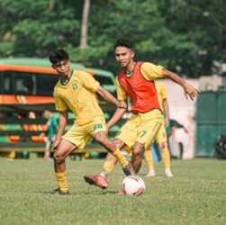 PADANG MEDIA - Debut Manis Marselino Ferdinan di Oxford United U-21