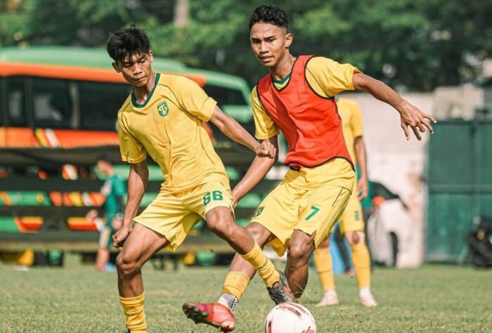 PADANG MEDIA - Debut Manis Marselino Ferdinan di Oxford United U-21