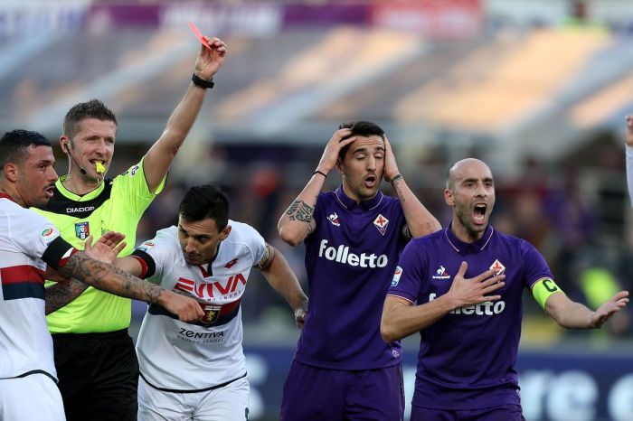 MENDAN CENTER PEDIA - Genoa vs Fiorentina: Gol Tunggal Pengantar La Viola ke Empat